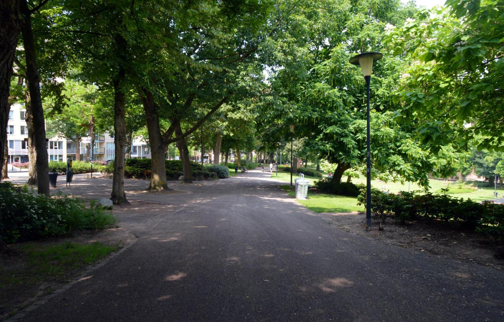 De Bronzen Koets Hotel Nijmegen Buitenkant foto